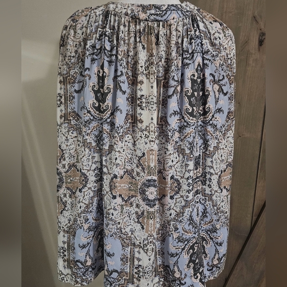 FREE PEOPLE Darcy printed swing top. Size small - Picture 13 of 15